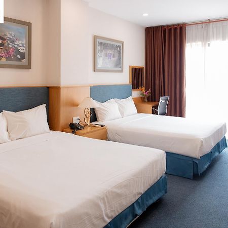 Viet Ha Hotel Ho Chi Minh City Exterior photo