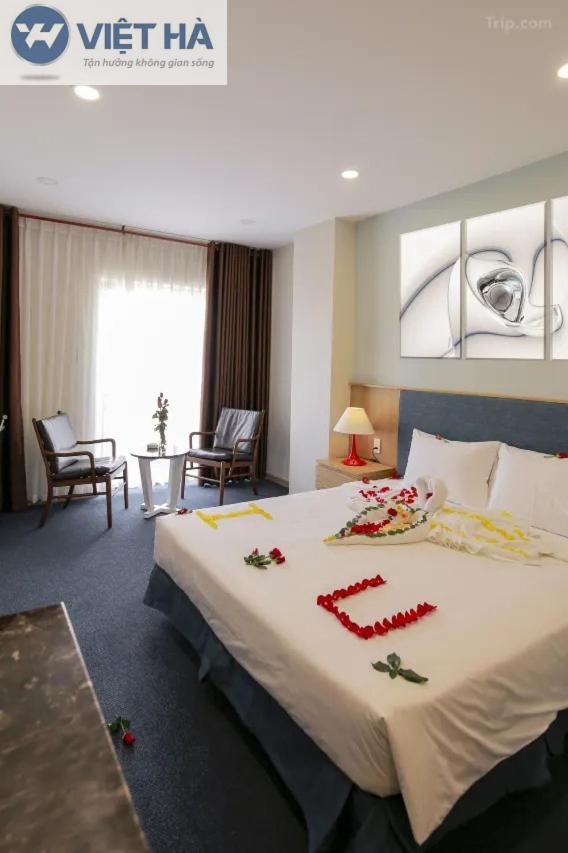 Viet Ha Hotel Ho Chi Minh City Exterior photo