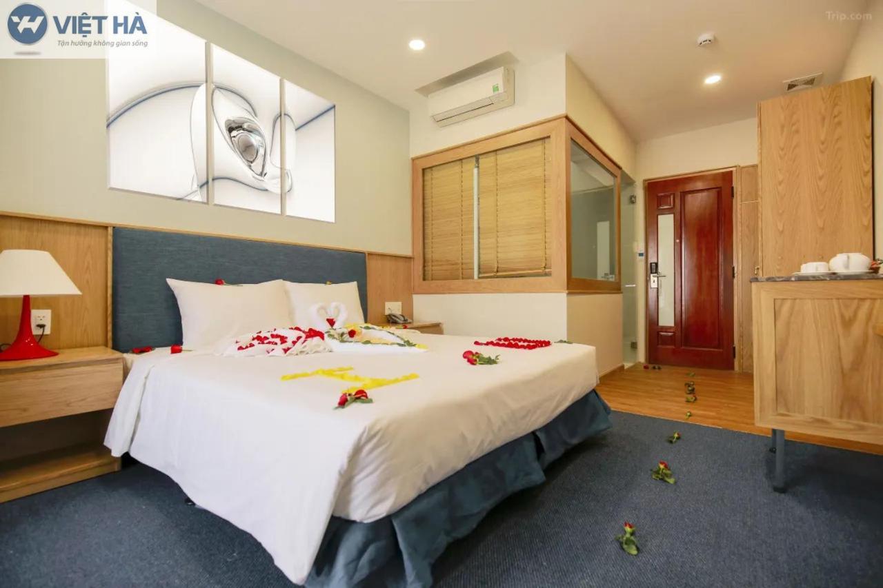 Viet Ha Hotel Ho Chi Minh City Exterior photo