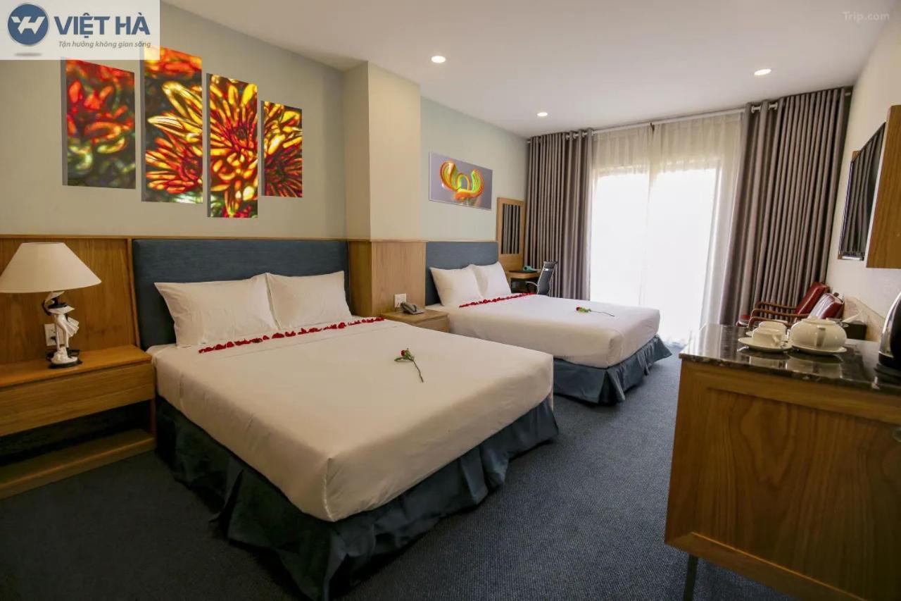 Viet Ha Hotel Ho Chi Minh City Exterior photo