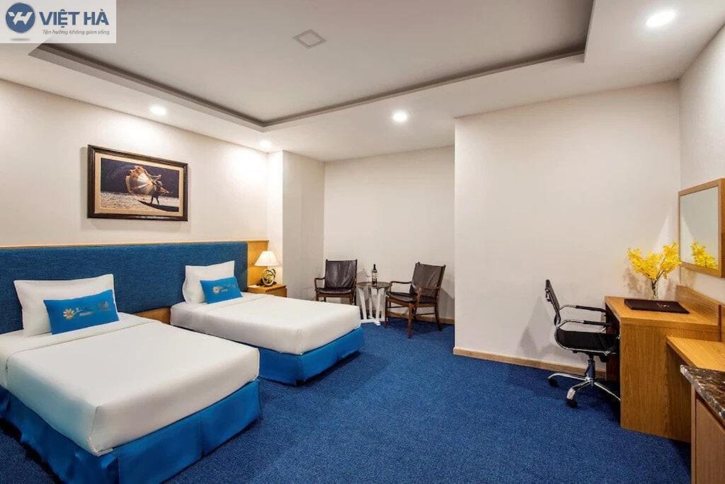 Viet Ha Hotel Ho Chi Minh City Exterior photo